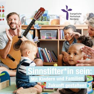 Plakat für Studiengang, Mann mit Gitarre, Kleinkinder, Kita-Situation